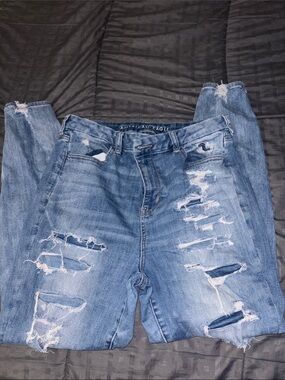 American Eagle Outfitters Distressed Light Blue Women's Jeans